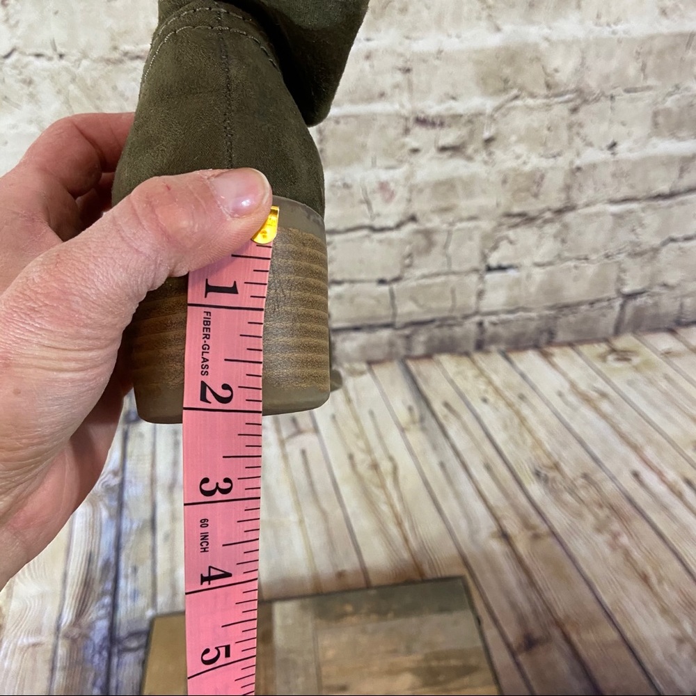 Olive green booties Merona size 6.5 - Picture 7 of 7